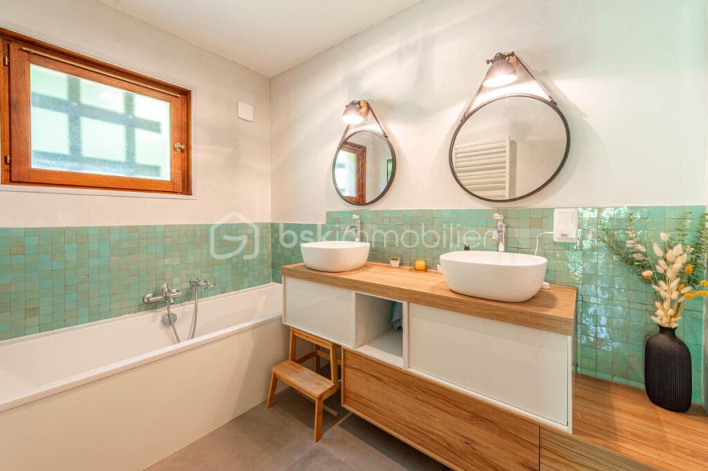 AYSE MAISON 160 M2 AVEC VUE PANORAMIQUE – 6 pièces – 4 chambres – 160 m²