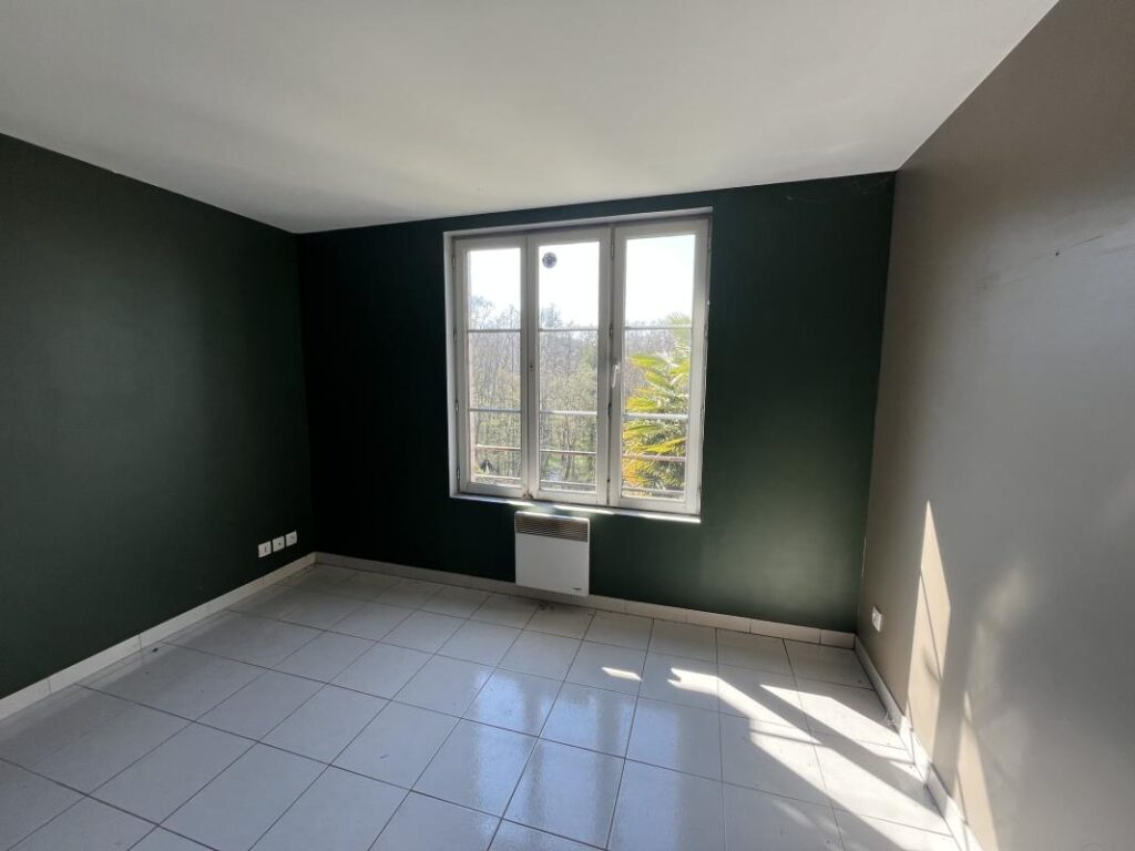 Vente 5 studios T1 et 2 T2 – Centre ville Buc – Vue vallée – 1 pièce – 1 chambre – 27 m²