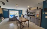 A VENDRE VILLA DEUX FACES TRAVERSANTE DE 94M² SUR TERRAIN DE 214M² A LATOUR BAS ELNE – TROIS CHAMBRES – DEUX PIECES D EAU – DEUX TOILETTES – GARAGE TRAVERSANT – 5 pièces – 3 chambres – 87 m²