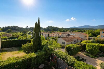 EXCLUSIVITÉ, appartement type 3, 80 m², 2 places de stationnement – 3 pièces – 2 chambres – 76 m²