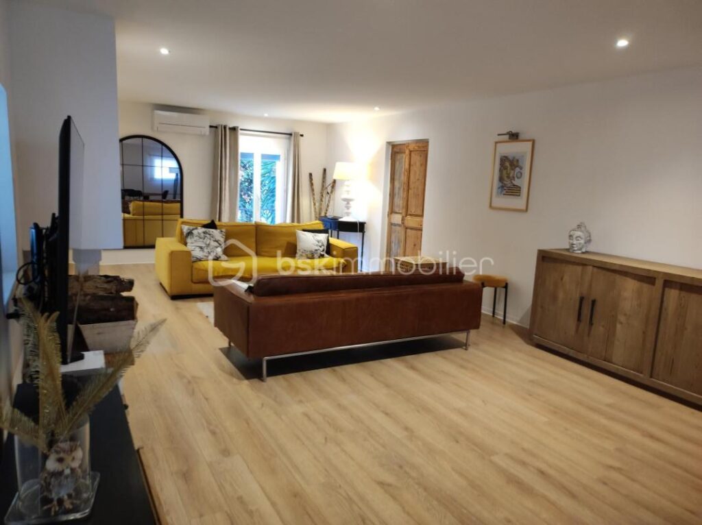 Sète, magnifique appartement de type 3 proche du centre ville – 3 pièces – 2 chambres – 93 m²