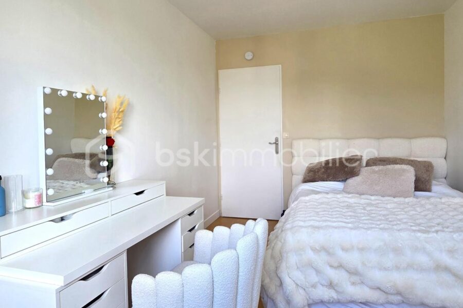 Appartement à vendre à Pontault combault — Vue sur la ville — photo 8