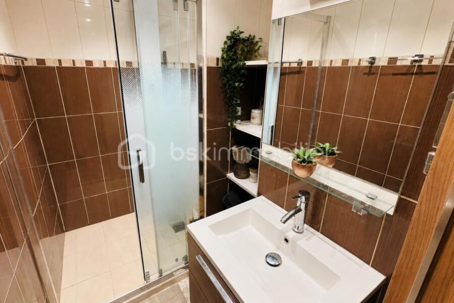 Appartement à vendre à Saint laurent du var