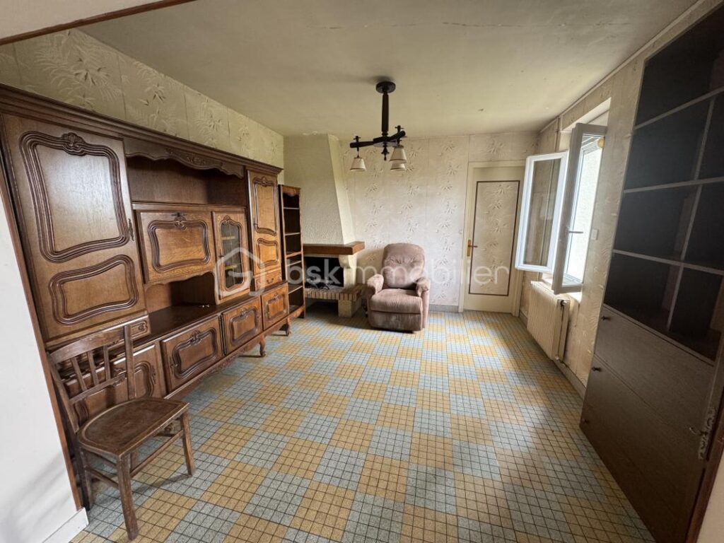Découvrez le charme authentique d&rsquo;une maison des années 20 ! – 4 pièces – 2 chambres – 61 m²