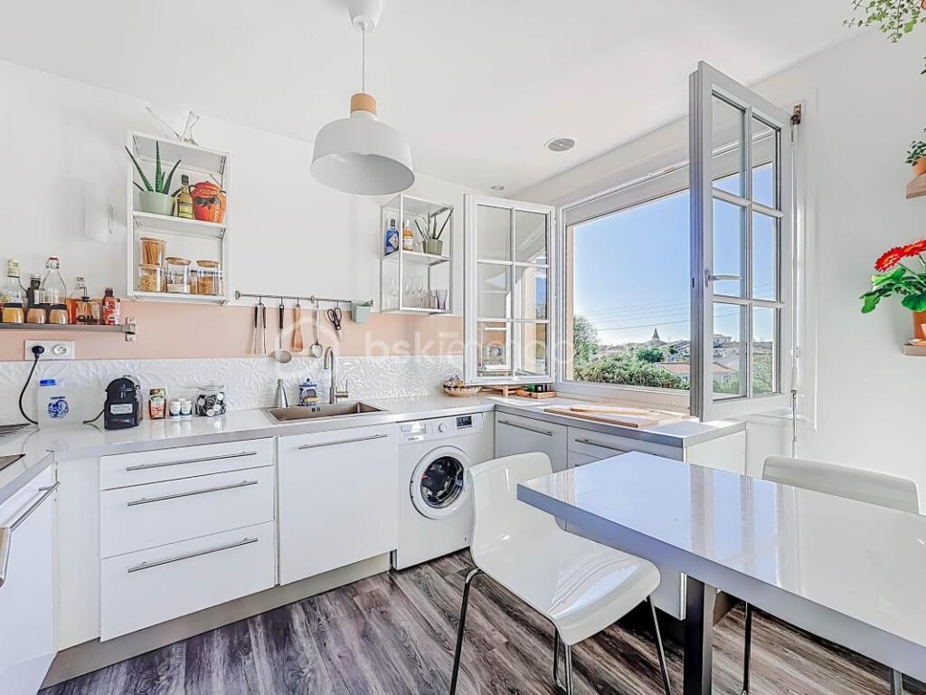 EXCLUSIVITÉ *** VILLA T5 DE 130M2 AVEC PISCINE ET APPARTEMENT INDEPENDANT À SAINT GEORGES D&rsquo;ORQUES *** – 5 pièces – 4 chambres – 130 m²