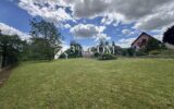 3%COM Très beau terrain constructible 9 ares – NR pièces – NR chambres – 912 m²