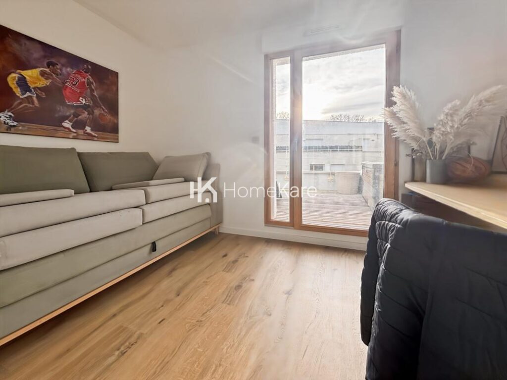 RARE SUR LE SECTEUR: VOUS N&rsquo;AVEZ PLUS QU&rsquo;A POSER LES VALISES ! – 4 pièces – 3 chambres – 90 m²