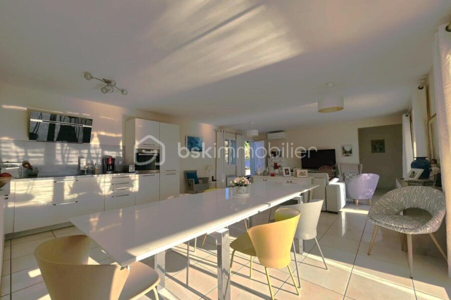 Maison à vendre à Castelnau de guers