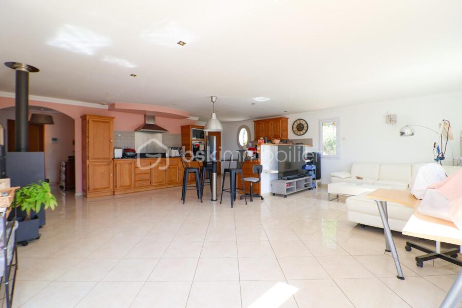 Maison à vendre à Poujols