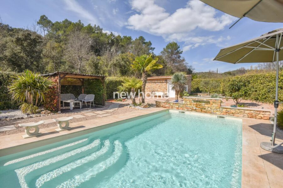 Maison à vendre à Entrecasteaux