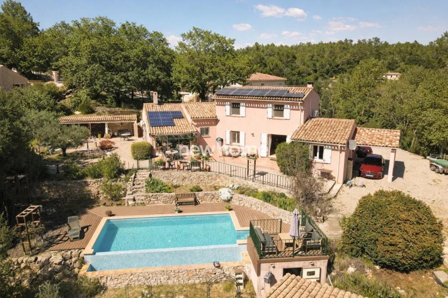 Maison à vendre à Le thoronet