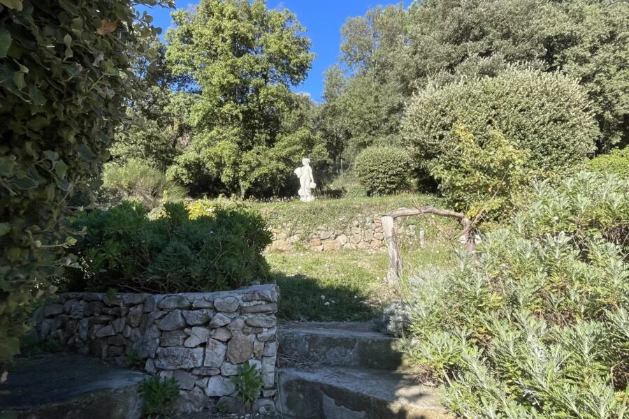 Maison à vendre à Seillans — Vue montagne — photo 14
