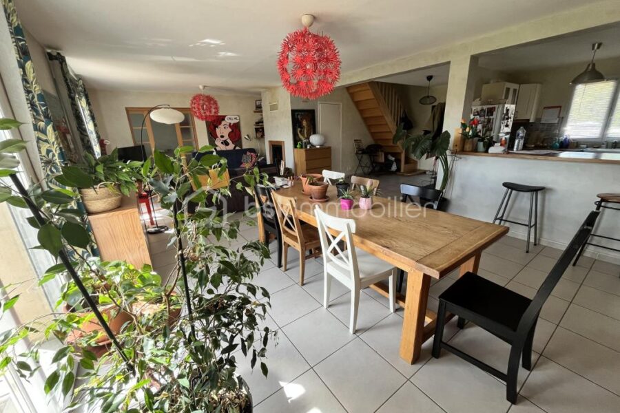 Maison à vendre à Champvoux