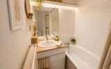 ⛳ LA GRANDE-MOTTE – VUE GOLF EXCEPTIONNELLE – RÉSIDENCE SÉCURISÉE AVEC PISCINE ET PLACE DE PARKING PRIVATIVE – 2 pièces – 1 chambre – 24 m²