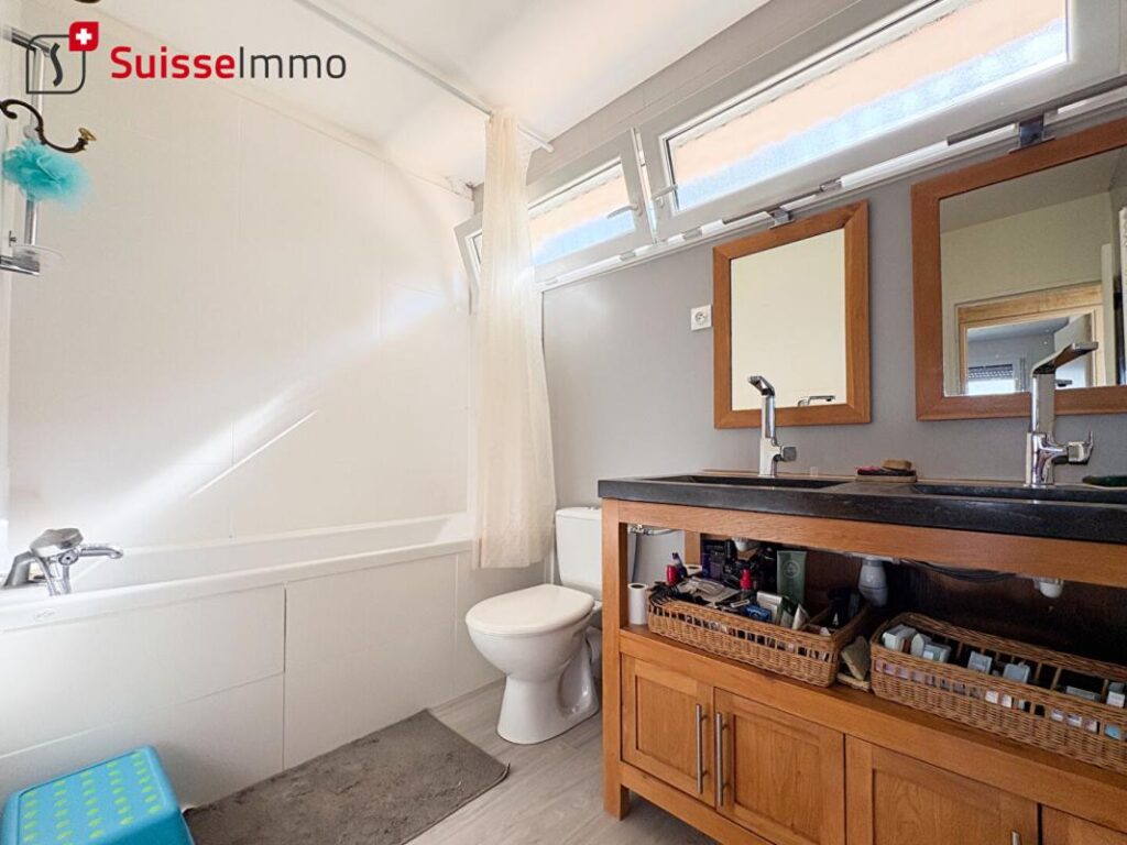 Maison 5 pièce(s) – 91 m2 – MORRE 25660 – 4 pièces – 3 chambres – 90 m²