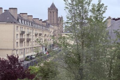 GRAND STUDIO IDEALEMENT SITUE VENDU LIBRE – 1 pièce – NR chambres – 33 m²