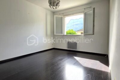 MAISON 4 CHAMBRES SUR TERRAIN DE 510 M² – 5 pièces – 4 chambres – 131 m²