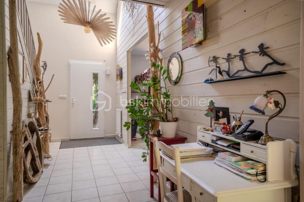 Grande maison familiale en lisière de bois – 8 pièces – 4 chambres – 190 m²