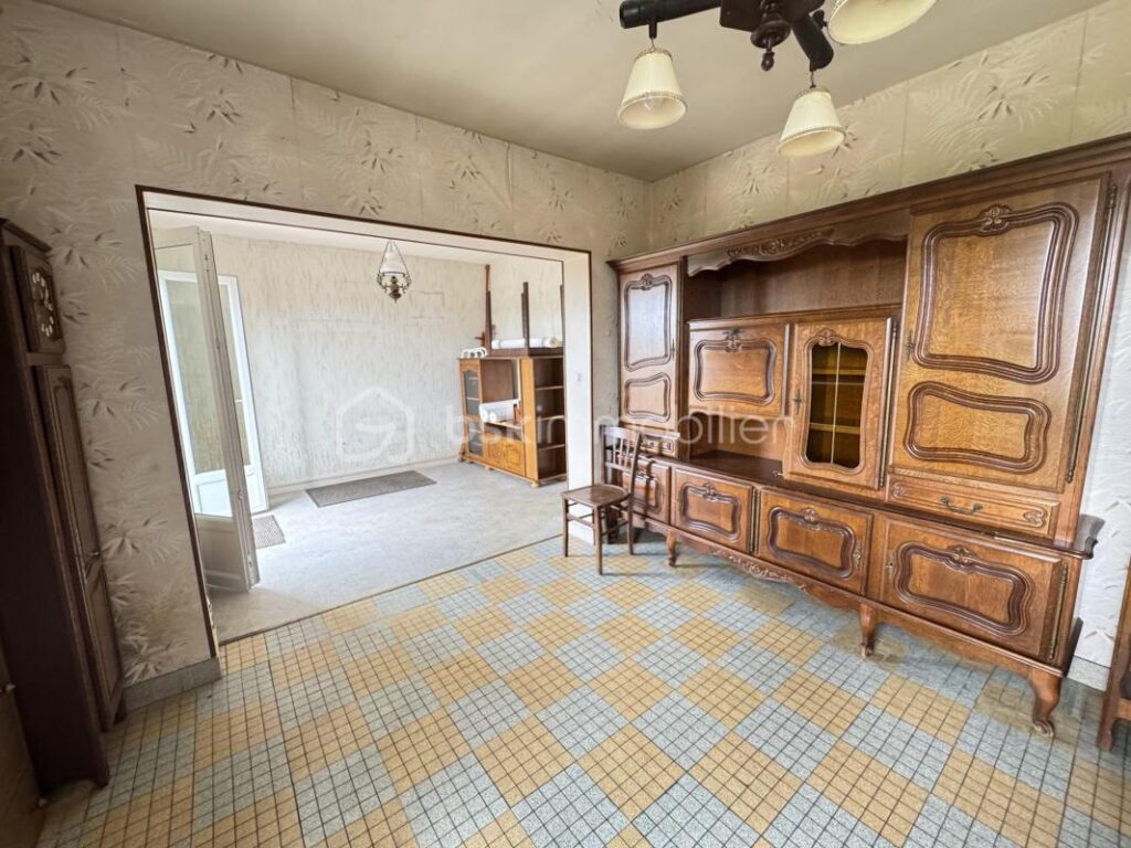Découvrez le charme authentique d&rsquo;une maison des années 20 ! – 4 pièces – 2 chambres – 61 m²