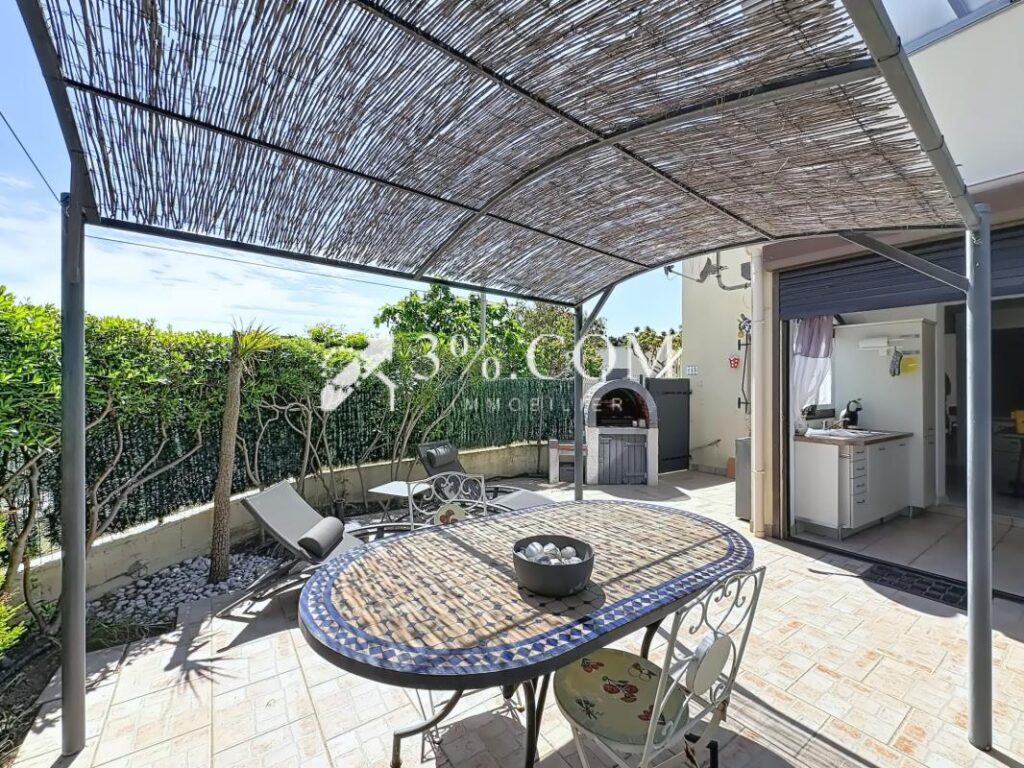 Charmant pavillon 4 pièces de 32.5 m2 avec terrasse de 32 m2 – 4 pièces – 2 chambres – 32 m²