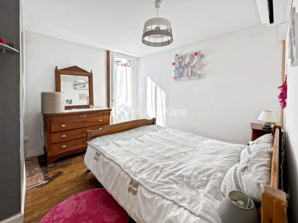 JOLIE MAISON DE VILLAGE AU CALME – 5 pièces – 4 chambres – 90 m²