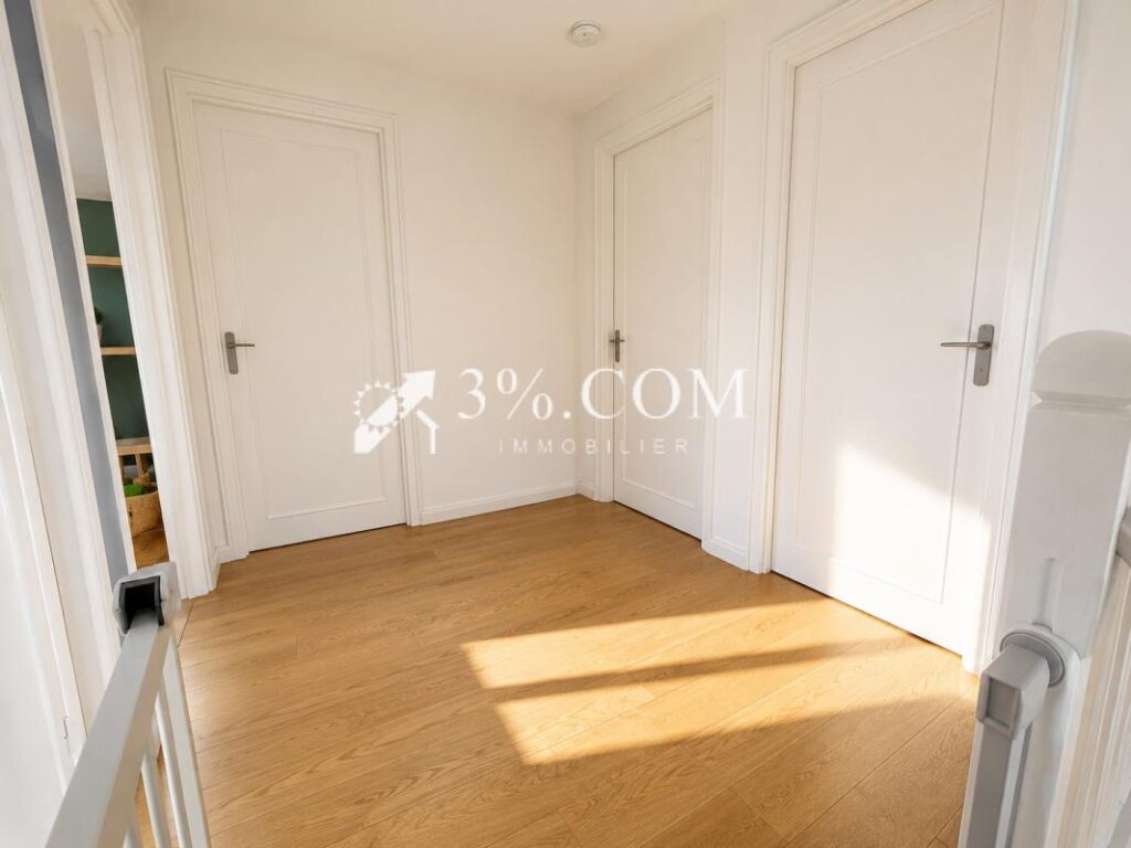 MAISON – 190 M2 – 6 CHAMBRES – JARDIN – DAMELEVIERES – 9 pièces – 6 chambres – 190 m²