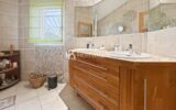 VILLA FAMILIALE T7 AVEC VUE, PISCINE ET GARAGE – 7 pièces – 4 chambres – 185 m²