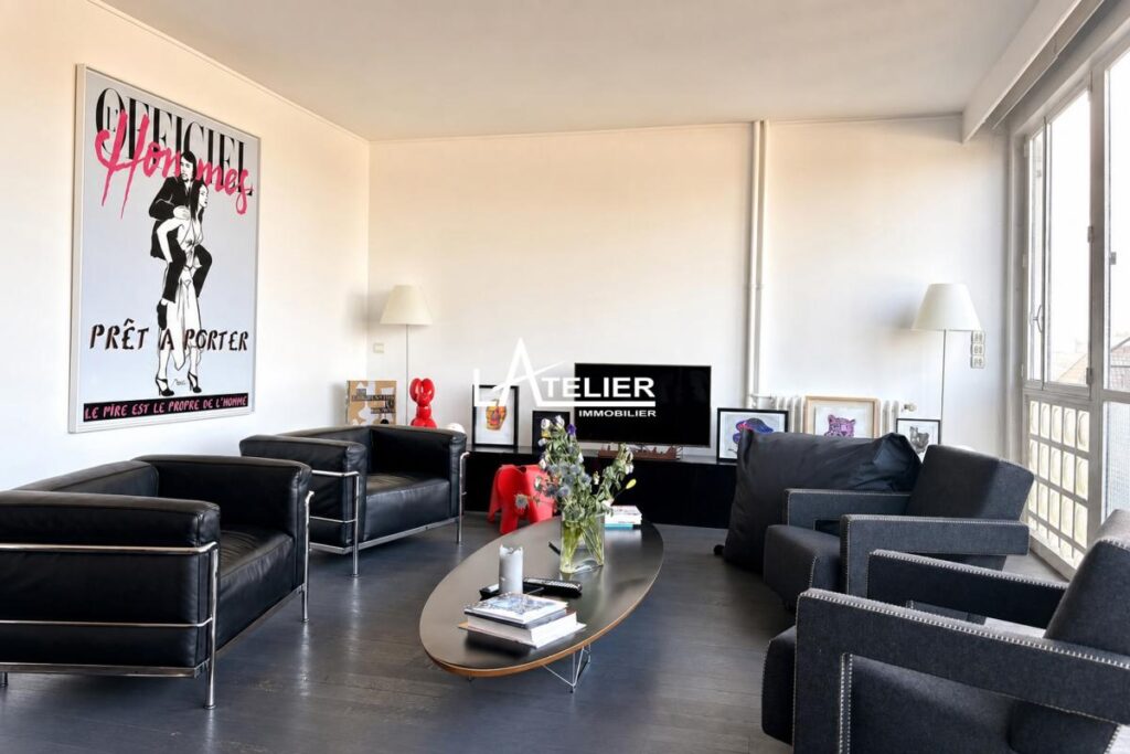 T4 – 4 pièces – 2 chambres – 102 m²