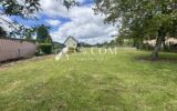 3%COM Très beau terrain constructible 9 ares – NR pièces – NR chambres – 912 m²