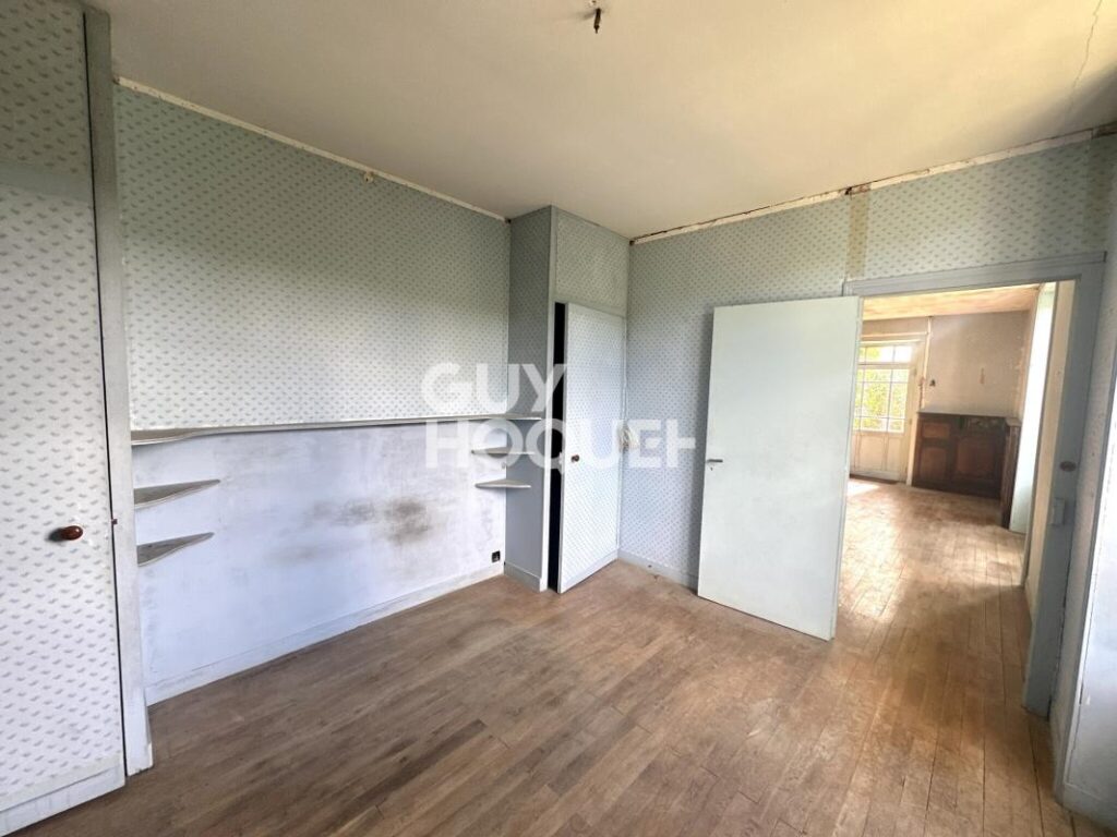 Maison à rénover – 4 pièces – 3 chambres – 110 m²