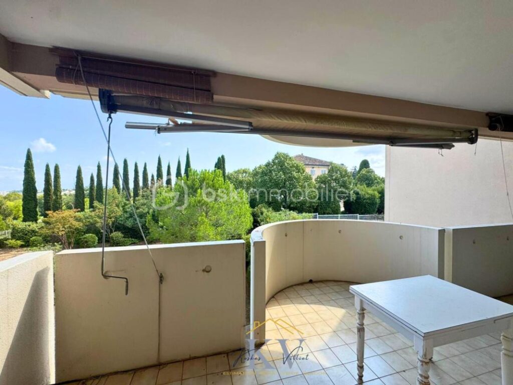 À louer – Beau T3 avec terrasses et box – Secteur Hôtel du Département de l&rsquo;Hérault – 3 pièces – 2 chambres – 69 m²