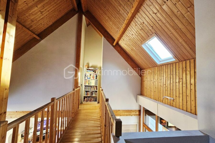 Maison à vendre à Murol
