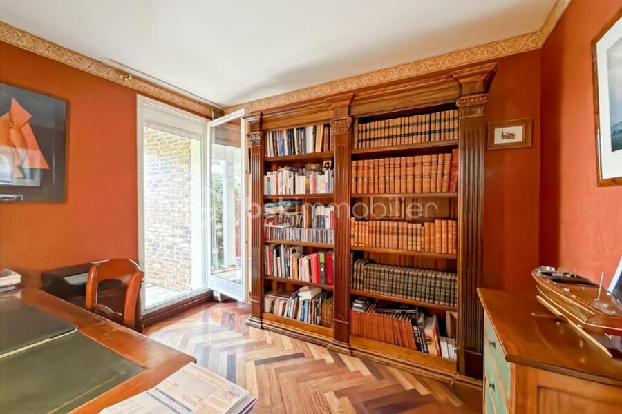Maison à vendre à Saint germain les corbeil — Vue parc & jardin — photo 8