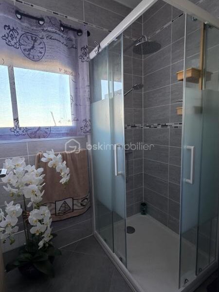 Maison à vendre à Treilles