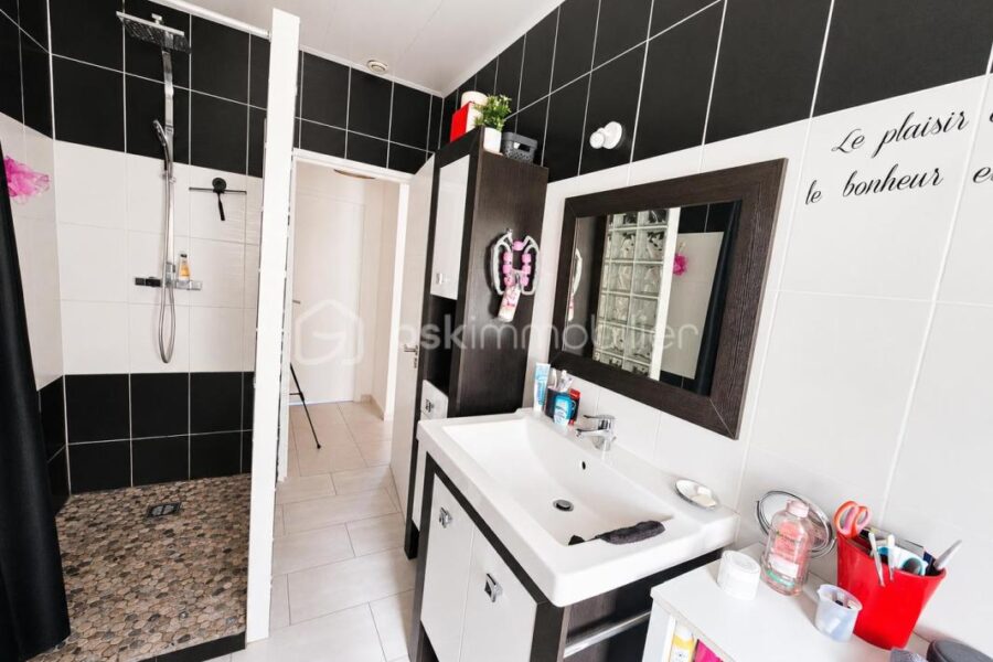 Maison à vendre à Abeilhan