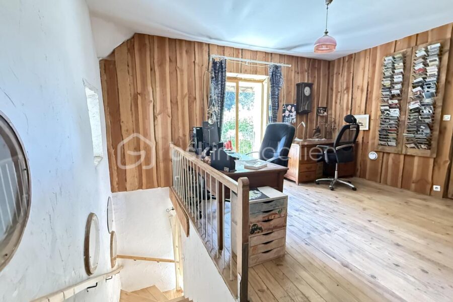Maison à vendre à Saint geoire en valdaine