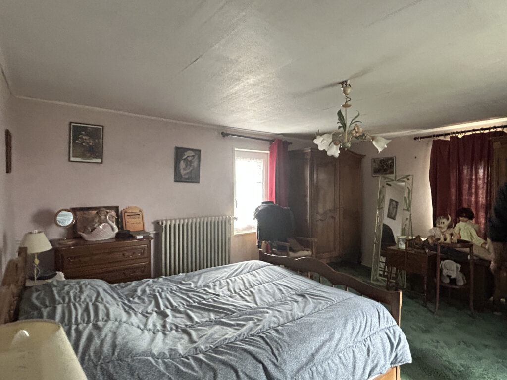 Au coeur de la campagne du sud Pays d&rsquo;auge, l&rsquo;agence CAZIN I – 6 pièces – 3 chambres – 120 m²
