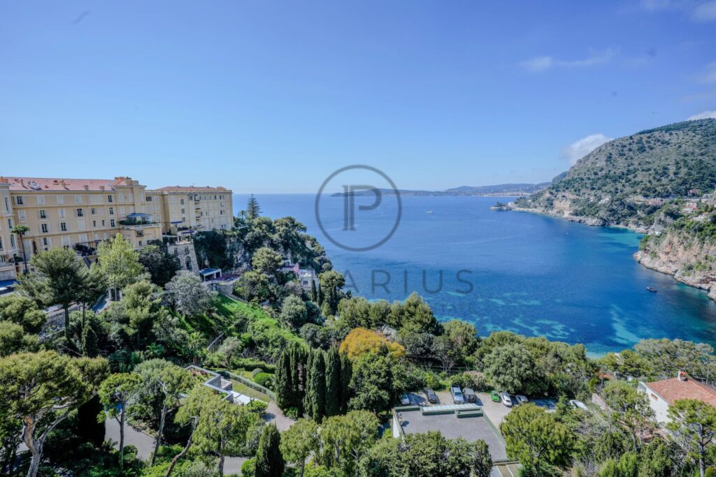 Penthouse hors marché | Cap d’Ail | Vues exceptionnelles sur la mer – 4 pièces – 2 chambres – 95 m²