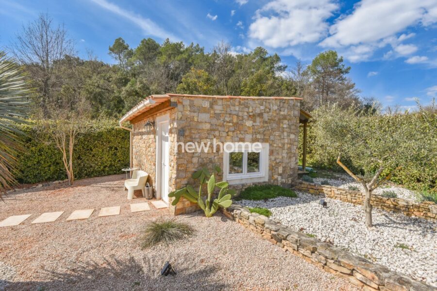 Maison à vendre à Entrecasteaux