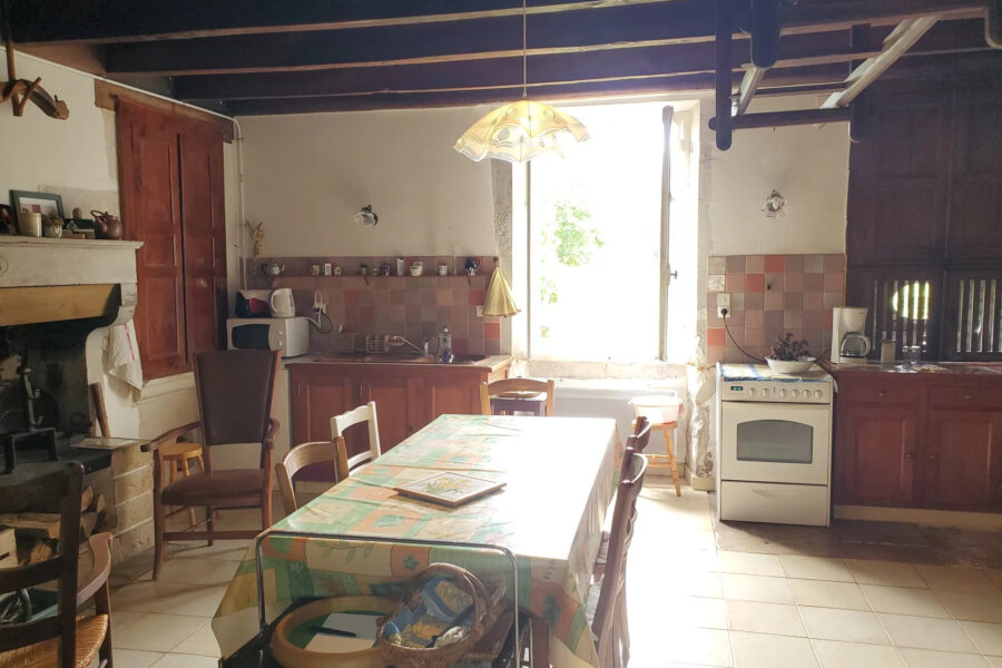 Maison à vendre à Nanteuil-en-vallée