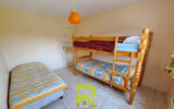 Charmante Maison + 4 appartements +1 terrain viabilisé à RIB – 14 pièces – 8 chambres – 350 m²