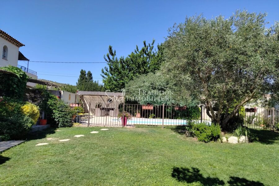 Maison à vendre à Mouriès