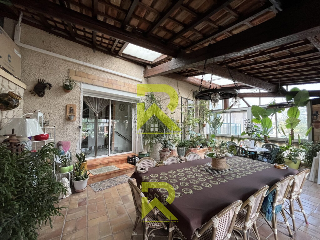 Charmant ensemble immobilier – Pézenas – 11 pièces – NR chambres – 250 m²