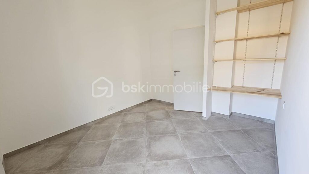 APPARTEMENT DE 79 M² AVEC TERRASSE – DRAGUIGNAN – 3 pièces – 3 chambres – 79 m²