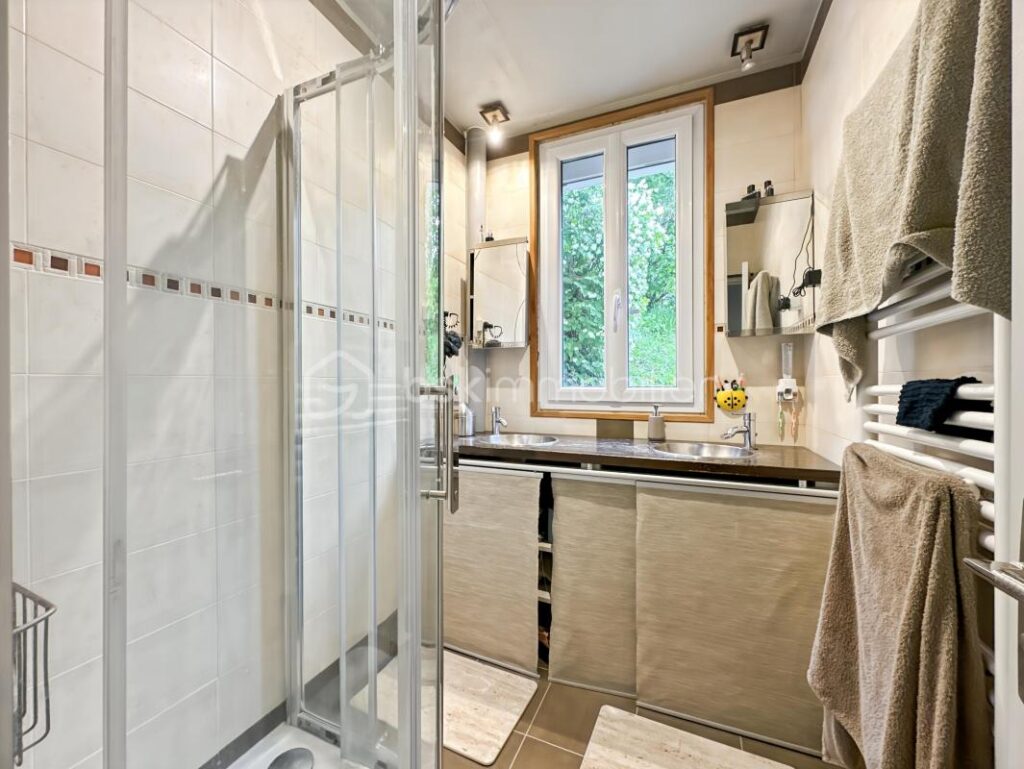 Maison individuelle sur sous-sol total – 4 pièces – 3 chambres – 90 m²