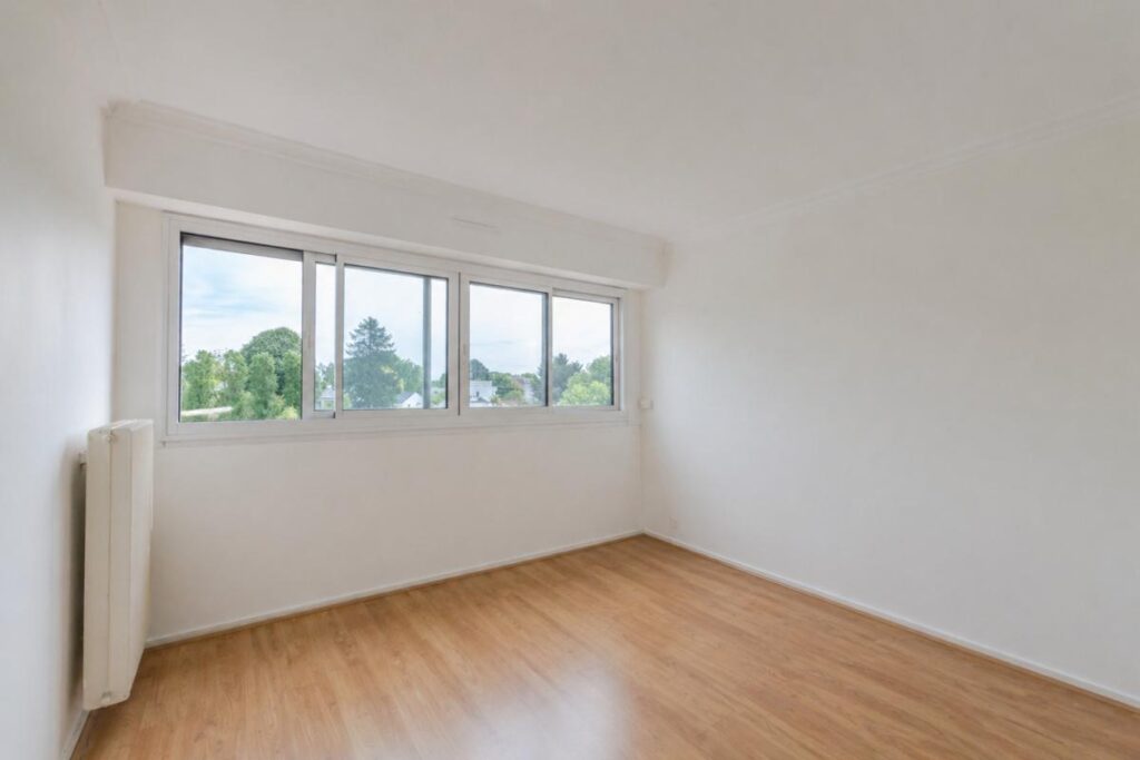 Dernier étage face Erdre – 4 pièces – 3 chambres – 100 m²