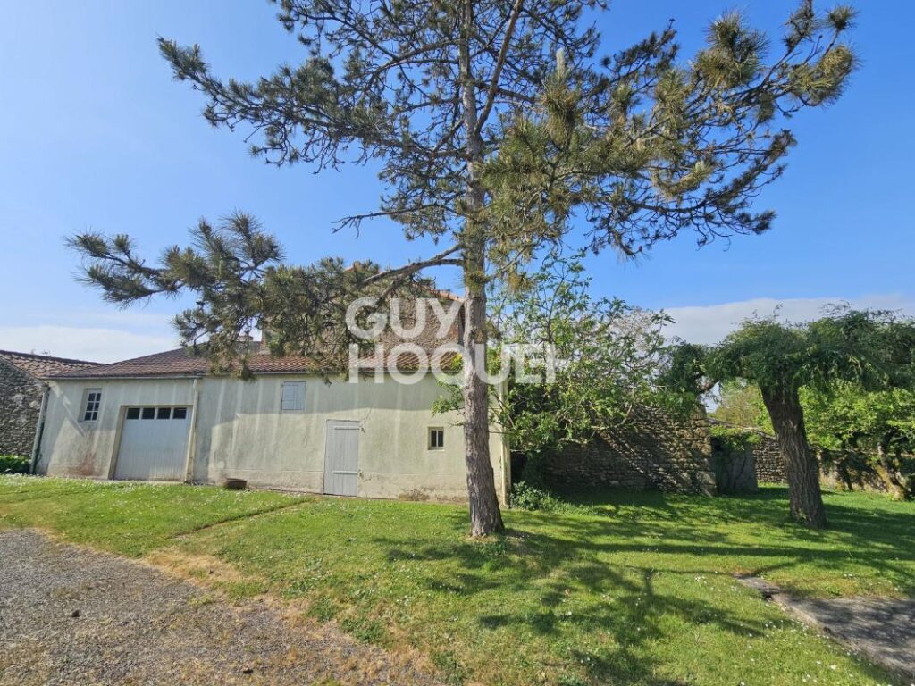 Maison – 4 pièces – 3 chambres – 98 m²