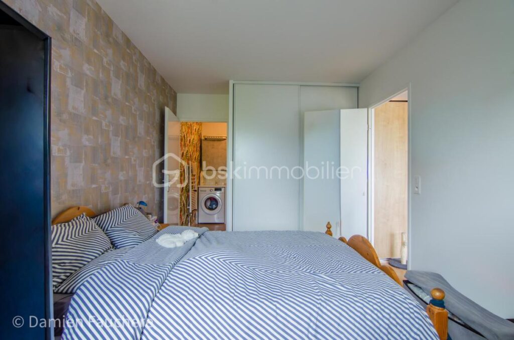 Appartement F2 lumineux – 2014 – Dernier étage avec balcon et parking sécurisé – 2 pièces – 1 chambre – 41 m²