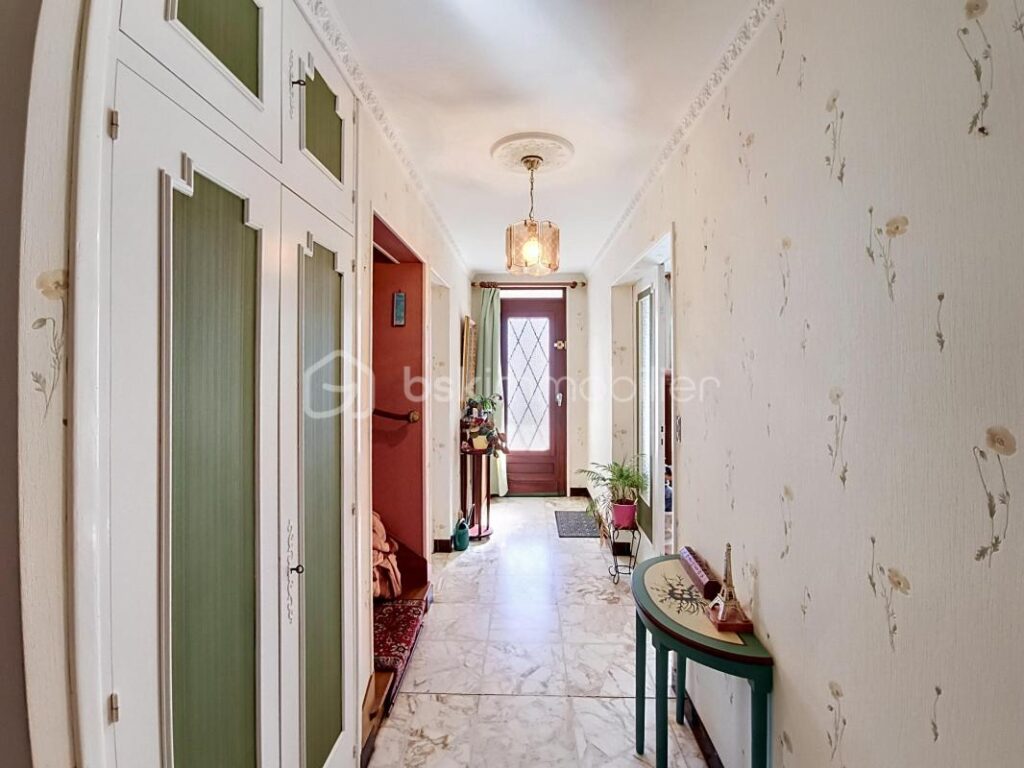 Maison familiale avec sous-sol total – Secteur calme et recherché de Louvres – 7 pièces – 4 chambres – 132 m²