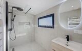 *** VILLA CONTEMPORAINE DE 130M2 AVEC GARAGE ET PISCINE – ARPAILLARGUES ET AUREILLAC *** – 5 pièces – 4 chambres – 120 m²
